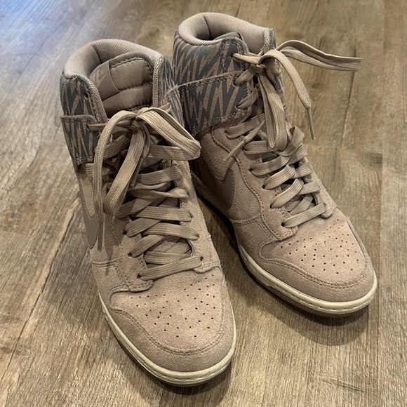 Nike Shoes - Women's Nike High-Top Wedge Sneakers Size 7.5